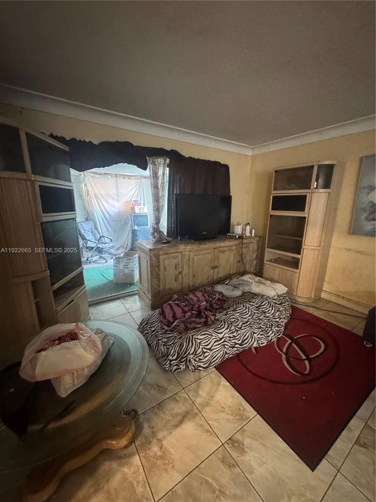 For Sale: $365,000 (3 beds, 2 baths, 1795 Square Feet)