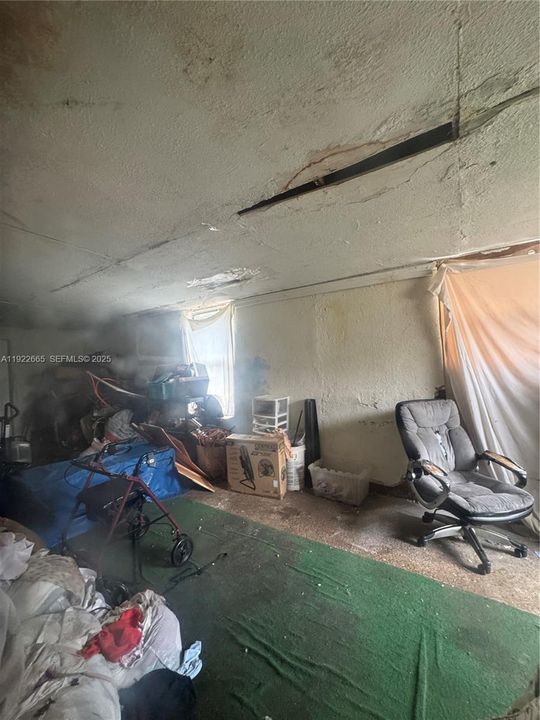 For Sale: $365,000 (3 beds, 2 baths, 1795 Square Feet)