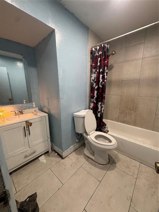 For Sale: $365,000 (3 beds, 2 baths, 1795 Square Feet)