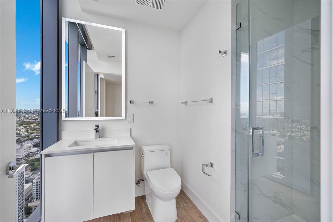 For Rent: $16,500 (4 beds, 5 baths, 2584 Square Feet)