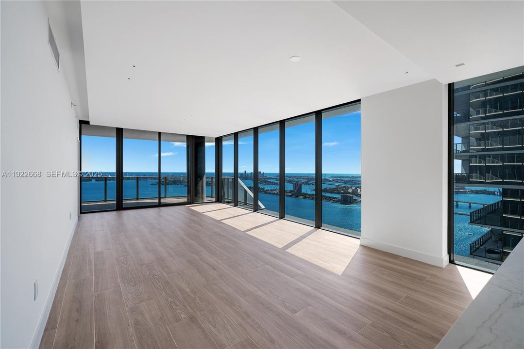 For Rent: $16,500 (4 beds, 5 baths, 2584 Square Feet)