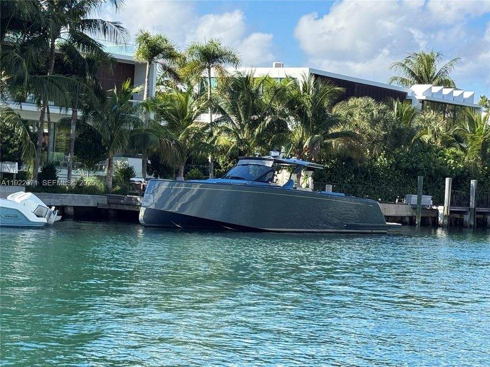 出租: $3,150 (1 贝兹, 1 浴室, 1000 平方英尺)