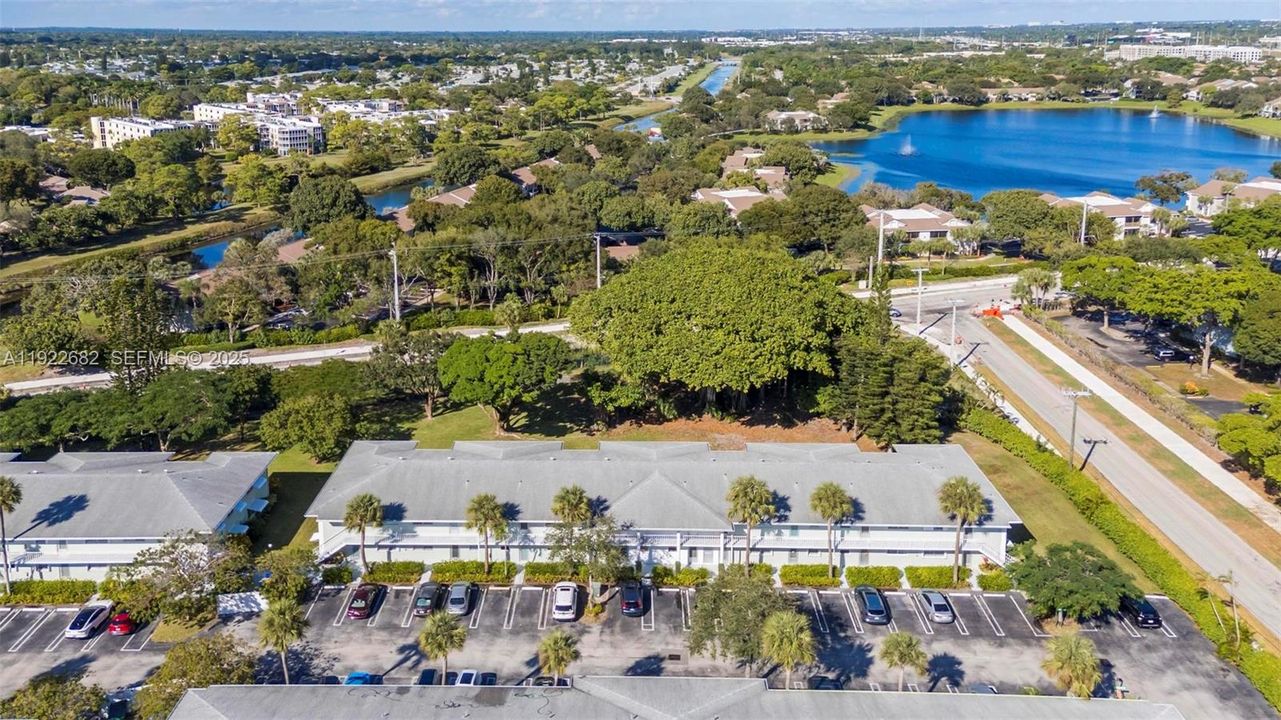 En Venta: $185,000 (2 camas, 2 baños, 1013 Pies cuadrados)