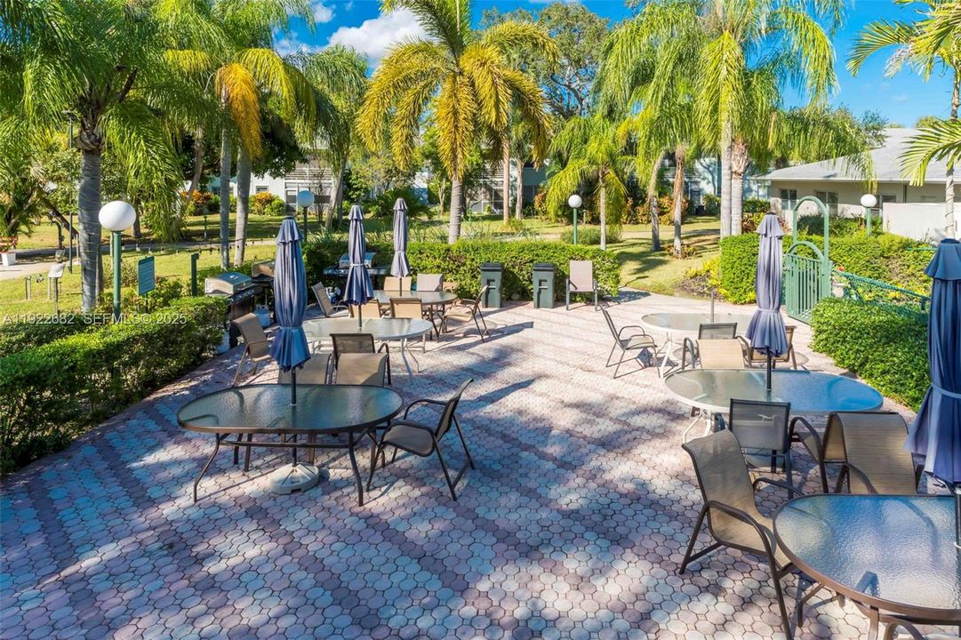 En Venta: $185,000 (2 camas, 2 baños, 1013 Pies cuadrados)