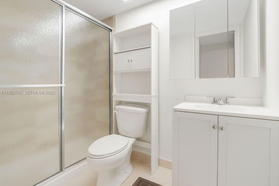 En Venta: $185,000 (2 camas, 2 baños, 1013 Pies cuadrados)