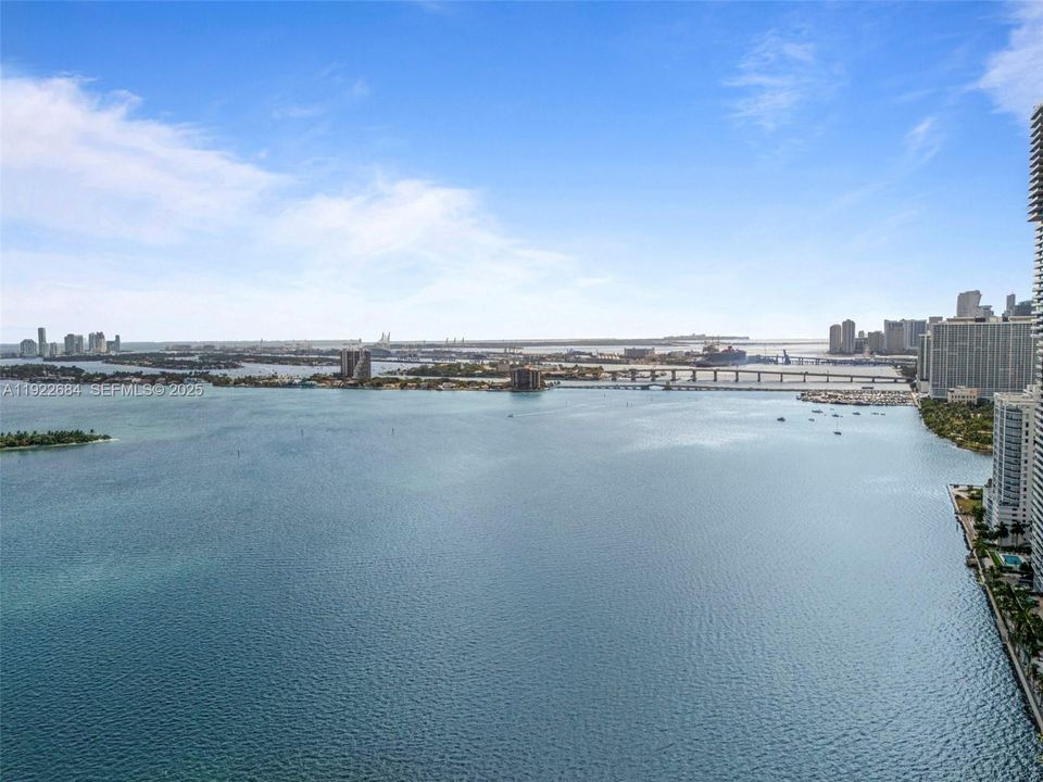 For Rent: $8,500 (2 beds, 2 baths, 1105 Square Feet)