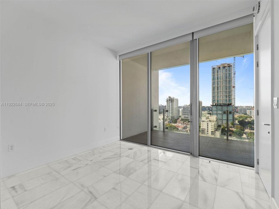 For Rent: $8,500 (2 beds, 2 baths, 1105 Square Feet)