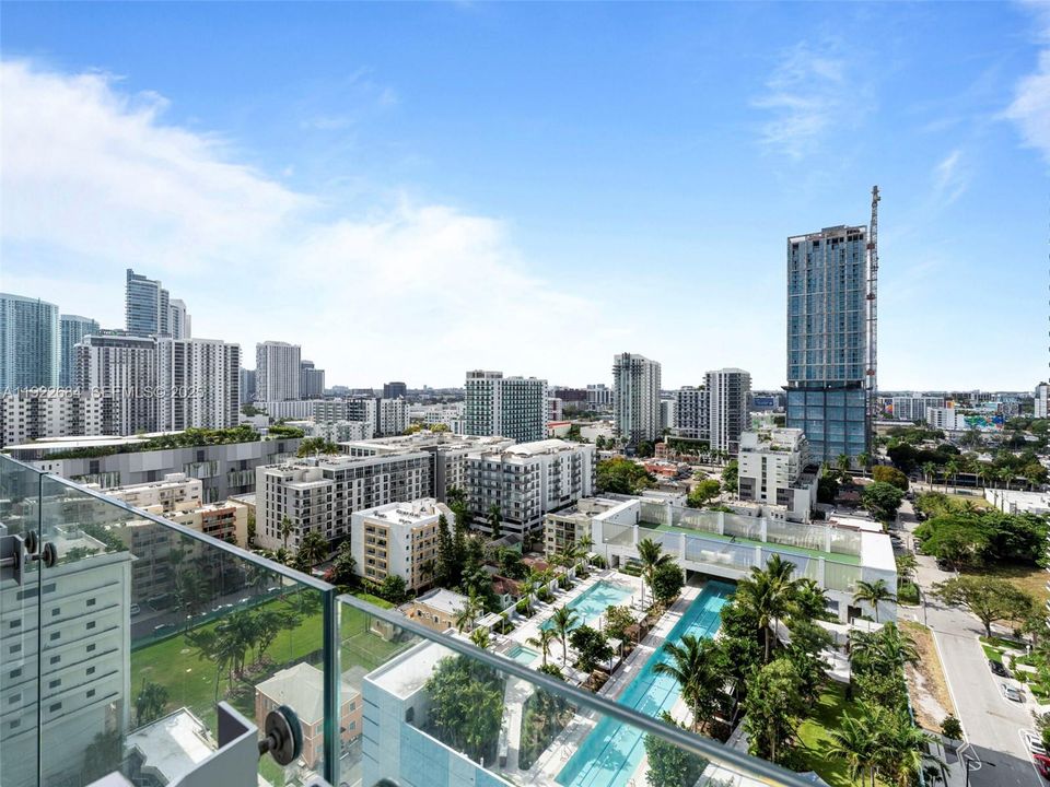 For Rent: $8,500 (2 beds, 2 baths, 1105 Square Feet)