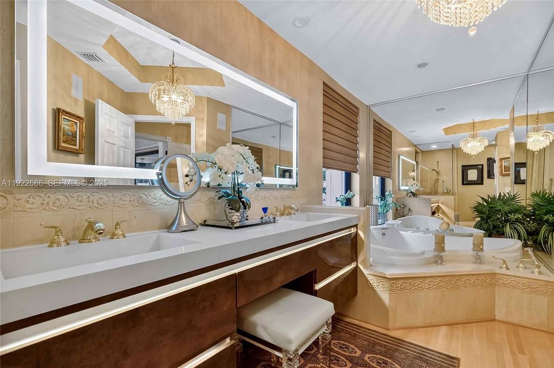 For Sale: $3,150,000 (5 beds, 5 baths, 2473 Square Feet)