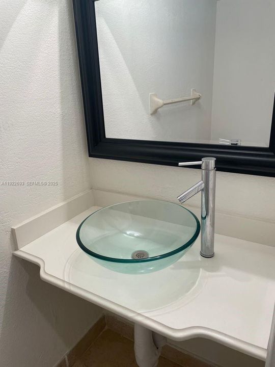 For Rent: $2,800 (3 beds, 2 baths, 1591 Square Feet)