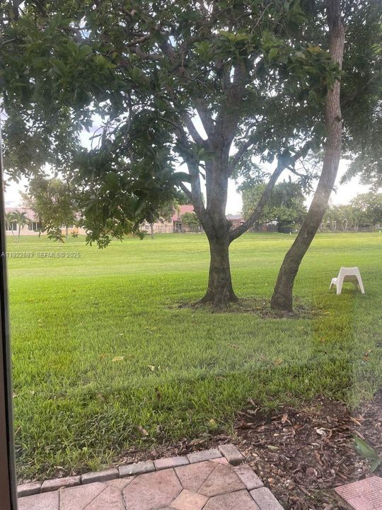 For Rent: $2,800 (3 beds, 2 baths, 1591 Square Feet)