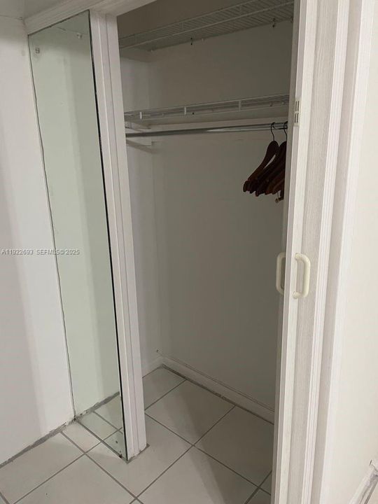 For Rent: $2,800 (3 beds, 2 baths, 1591 Square Feet)