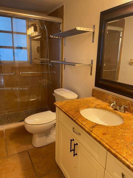 For Rent: $2,800 (3 beds, 2 baths, 1591 Square Feet)