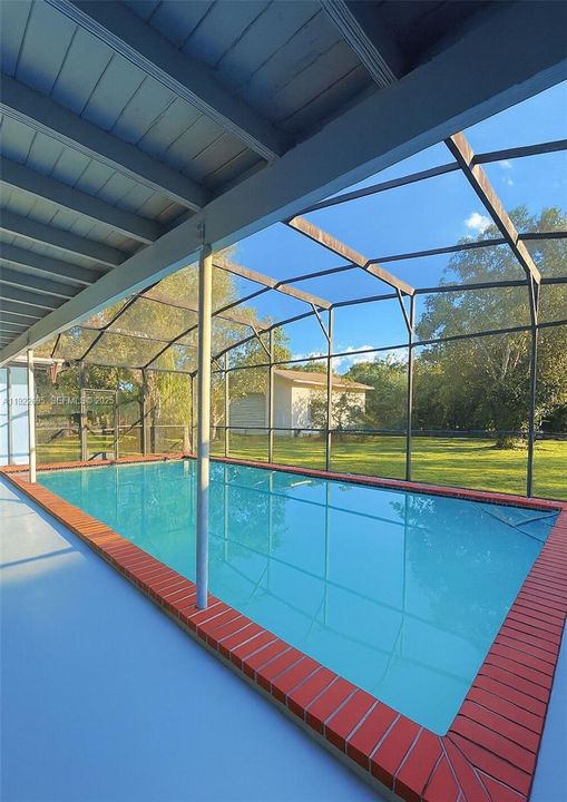 Active With Contract: $1,600,000 (3 beds, 2 baths, 3179 Square Feet)