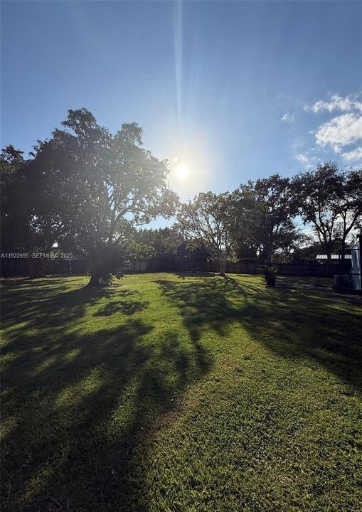 Active With Contract: $1,600,000 (3 beds, 2 baths, 3179 Square Feet)