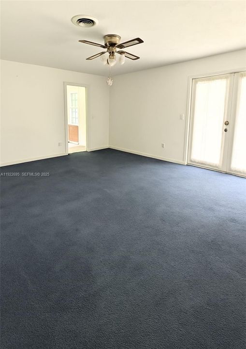 Active With Contract: $1,600,000 (3 beds, 2 baths, 3179 Square Feet)