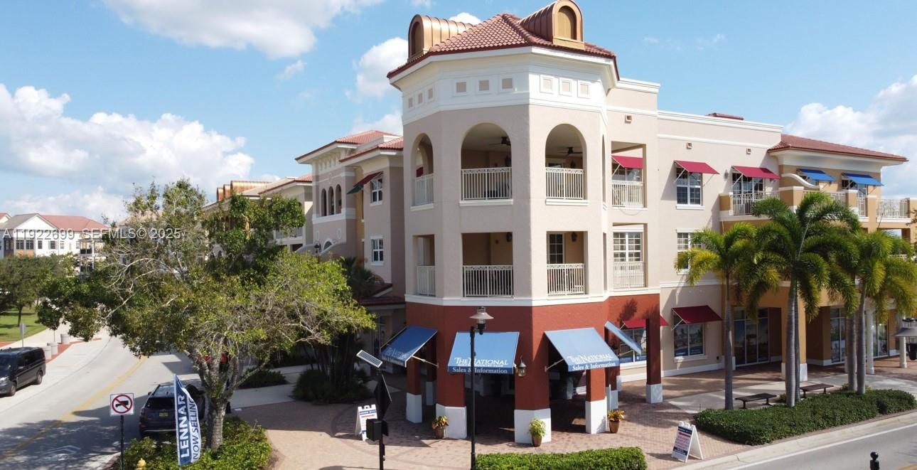 For Rent: $2,500 (3 beds, 2 baths, 2028 Square Feet)