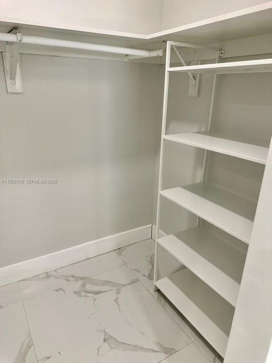 En Renta: $4,700 (3 camas, 2 baños, 1423 Pies cuadrados)