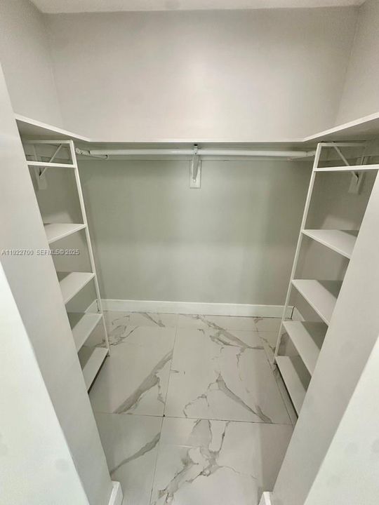 En Renta: $4,700 (3 camas, 2 baños, 1423 Pies cuadrados)