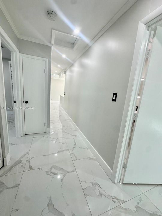 En Renta: $4,700 (3 camas, 2 baños, 1423 Pies cuadrados)