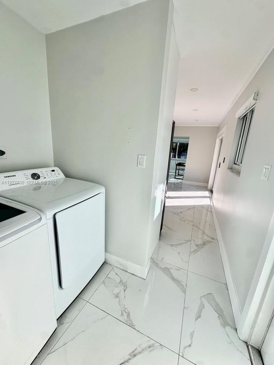 En Renta: $4,700 (3 camas, 2 baños, 1423 Pies cuadrados)