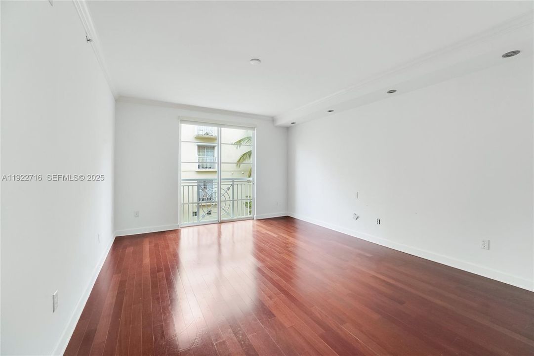 For Rent: $6,300 (3 beds, 3 baths, 1485 Square Feet)