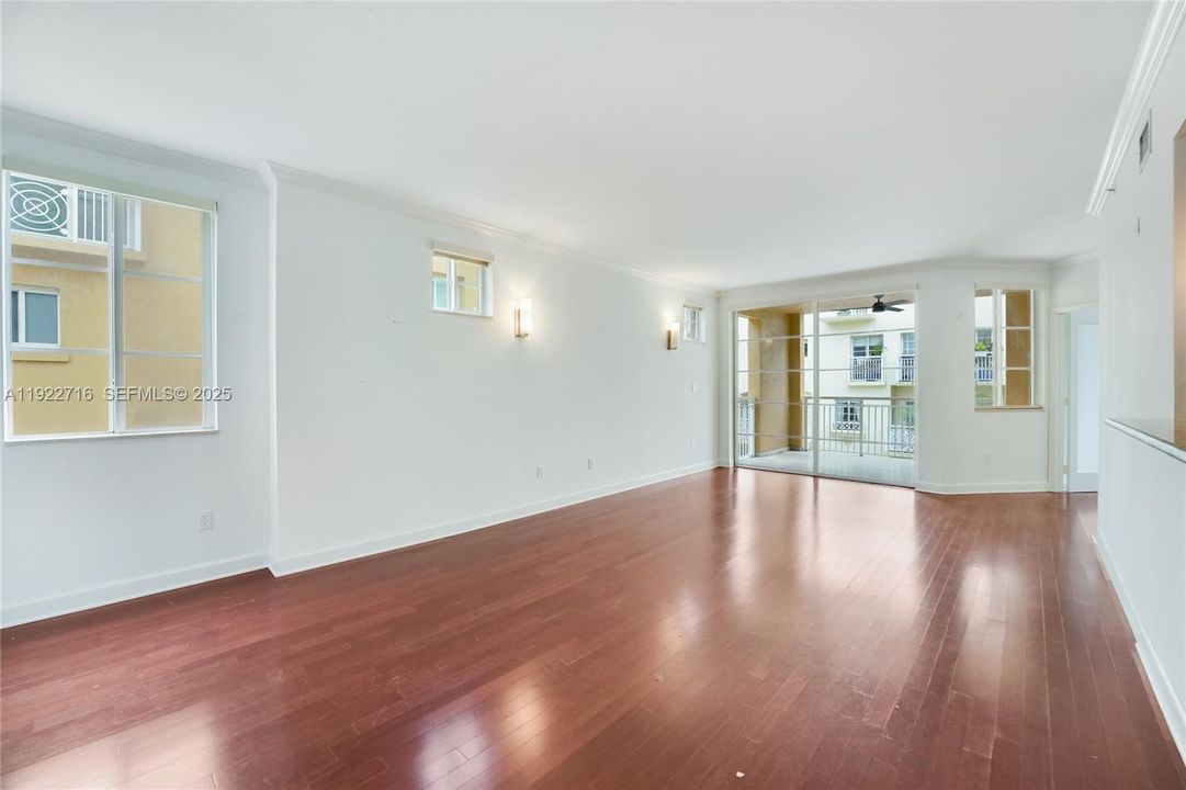 For Rent: $6,300 (3 beds, 3 baths, 1485 Square Feet)