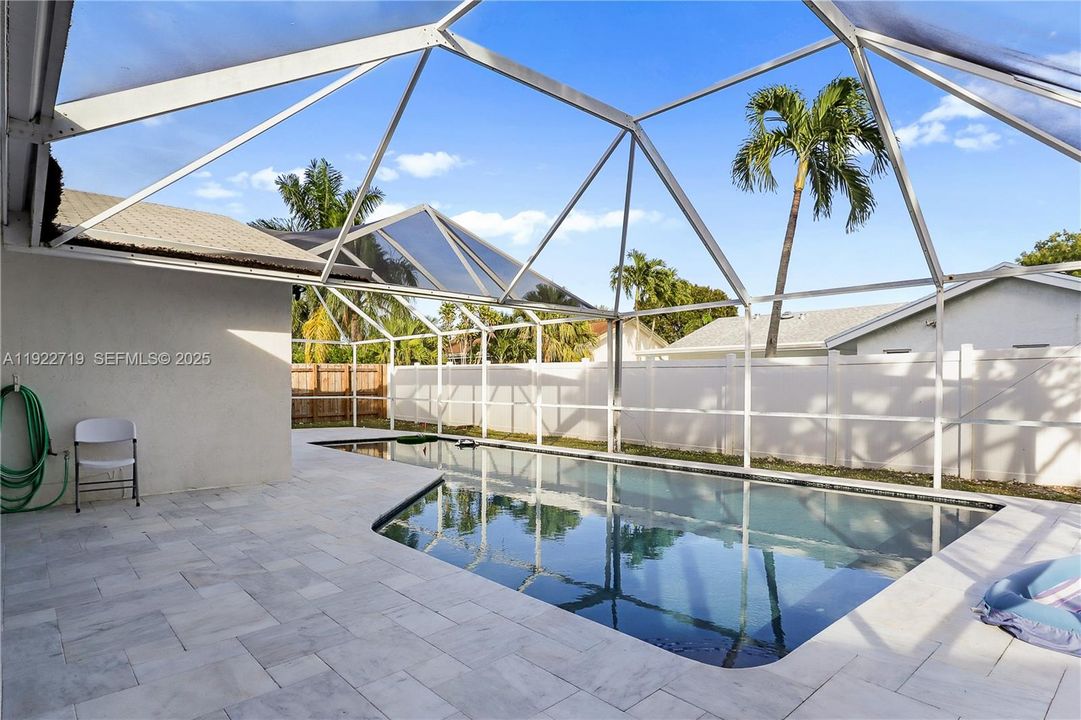 For Sale: $719,900 (3 beds, 2 baths, 1844 Square Feet)