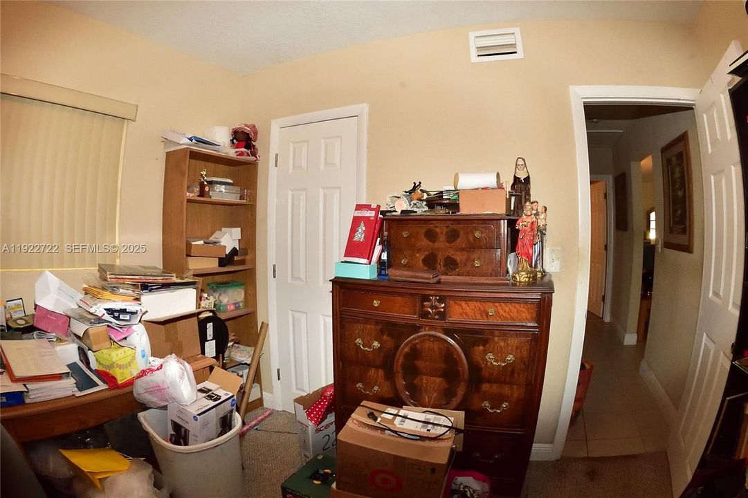 Activo con contrato: $508,000 (3 camas, 2 baños, 1735 Pies cuadrados)