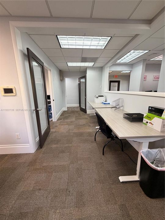 出租: $3,000 (0 贝兹, 0 浴室, 0 平方英尺)