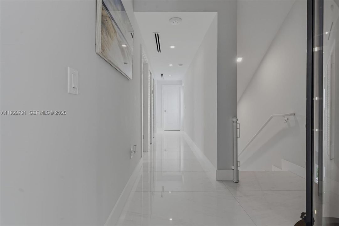 На продажу: $1,350,000 (4 спален, 3 ванн, 1544 Квадратных фут)