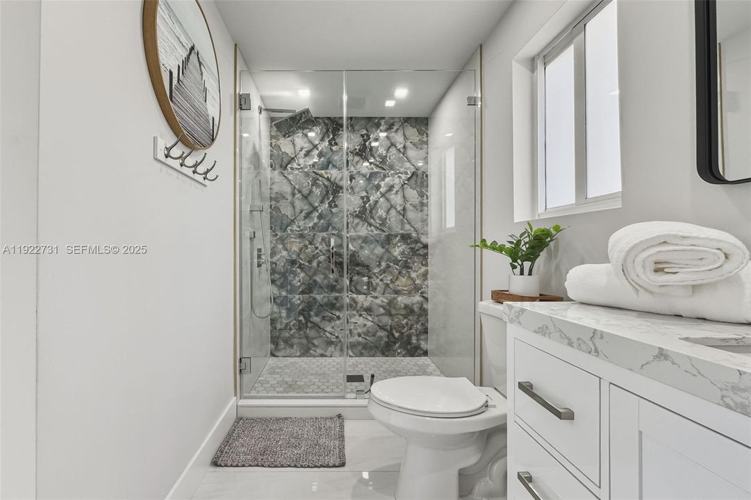 На продажу: $1,350,000 (4 спален, 3 ванн, 1544 Квадратных фут)