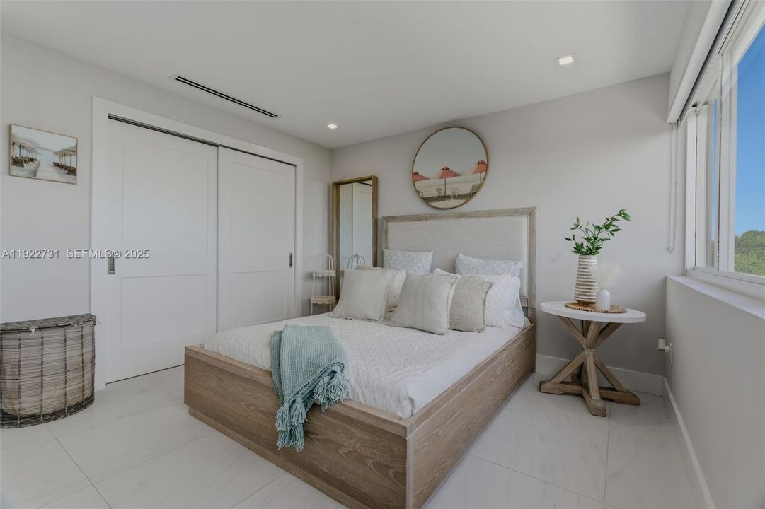 На продажу: $1,350,000 (4 спален, 3 ванн, 1544 Квадратных фут)