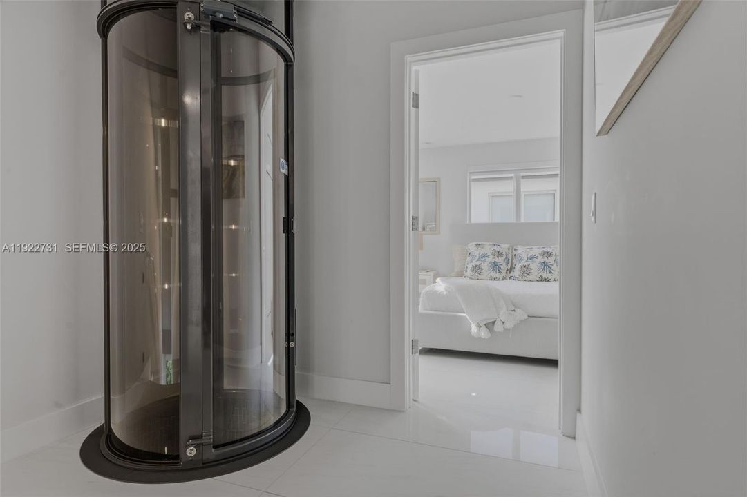 На продажу: $1,350,000 (4 спален, 3 ванн, 1544 Квадратных фут)