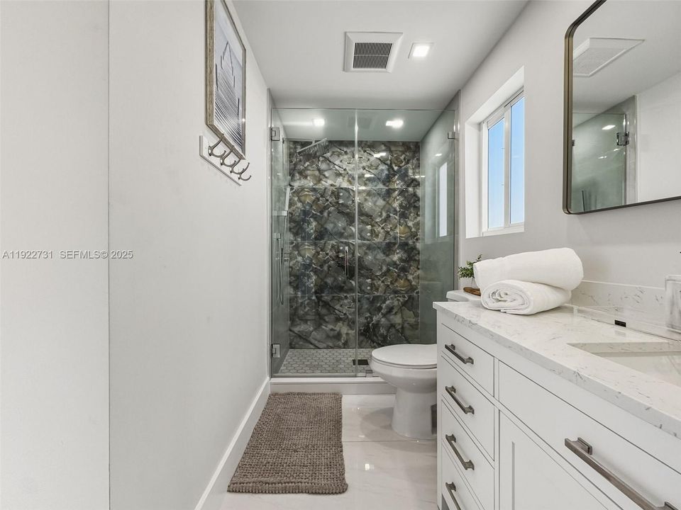 На продажу: $1,350,000 (4 спален, 3 ванн, 1544 Квадратных фут)