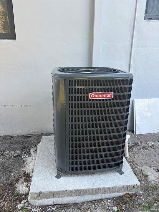 合同活跃: $535,000 (3 贝兹, 1 浴室, 984 平方英尺)