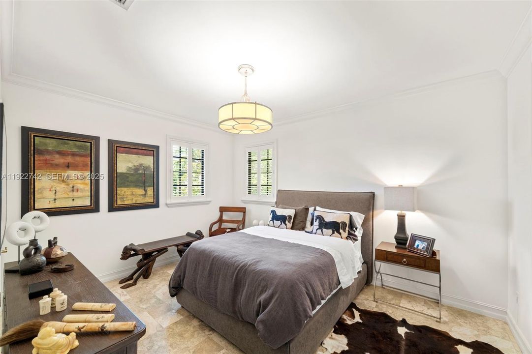 For Sale: $6,495,000 (7 beds, 7 baths, 7046 Square Feet)