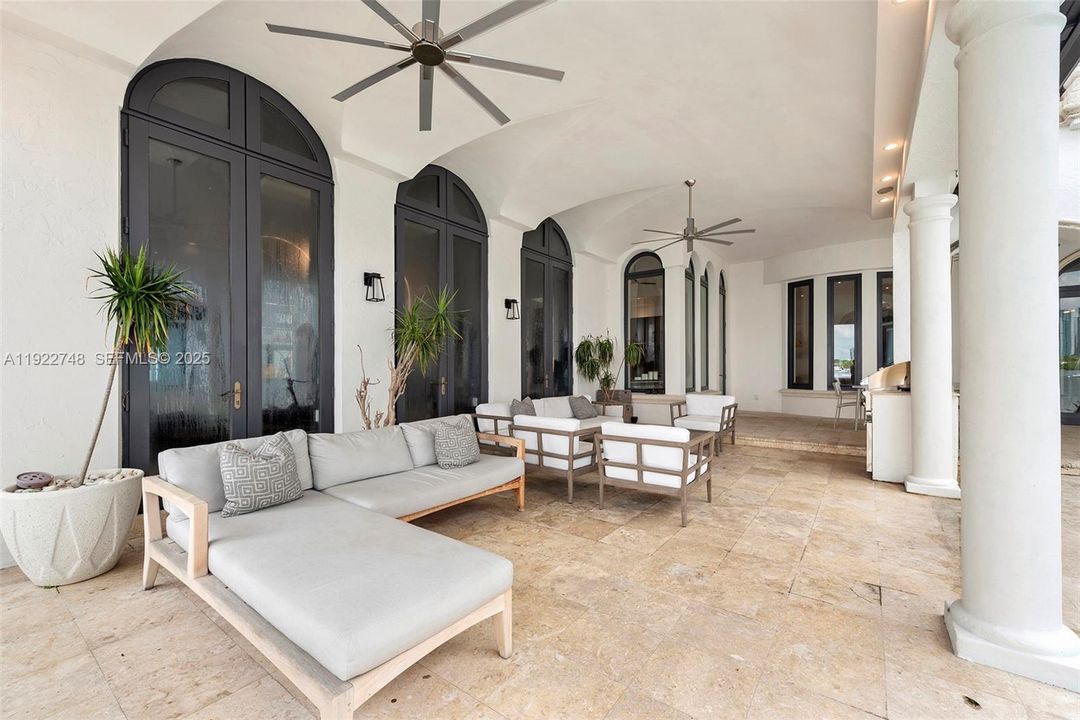 For Rent: $85,000 (5 beds, 5 baths, 6090 Square Feet)