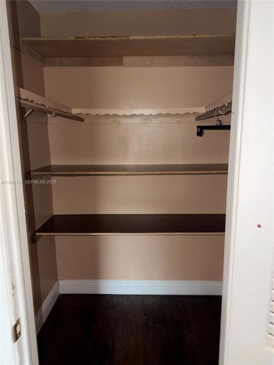 В аренду: $1,800 (2 спален, 2 ванн, 980 Квадратных фут)