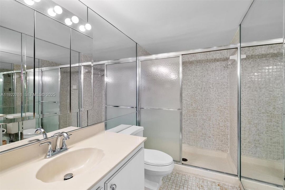 En Venta: $395,000 (2 camas, 2 baños, 1430 Pies cuadrados)