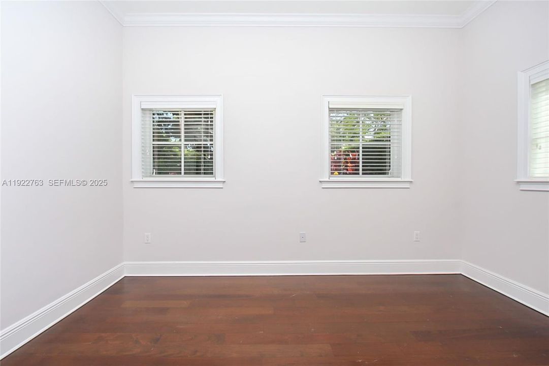 В аренду: $11,000 (4 спален, 2 ванн, 3492 Квадратных фут)