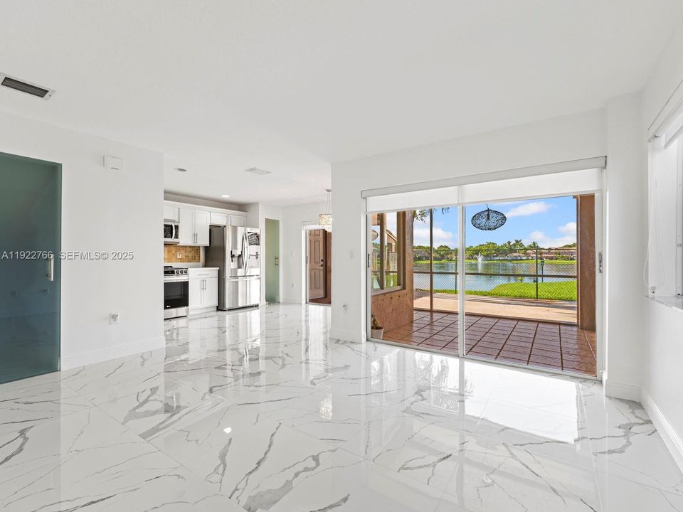 For Rent: $3,200 (3 beds, 2 baths, 1708 Square Feet)