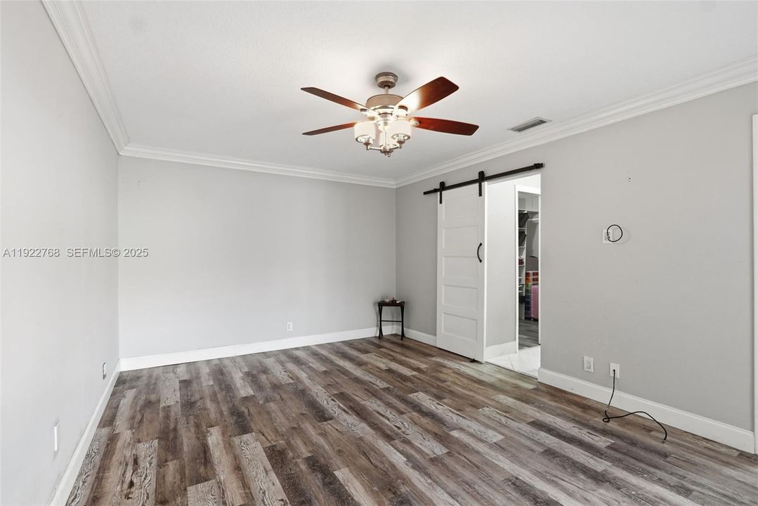 For Sale: $279,000 (2 beds, 2 baths, 1188 Square Feet)