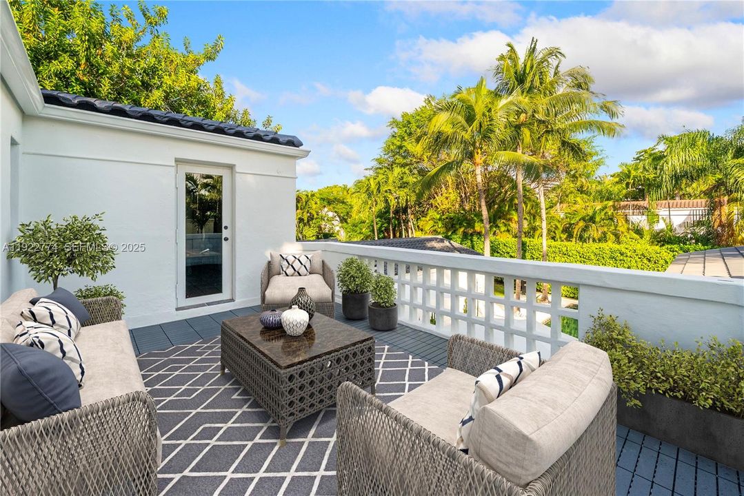 待售: $4,999,999 (5 贝兹, 5 浴室, 4286 平方英尺)