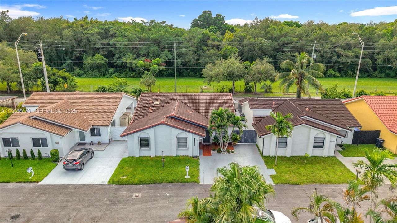 待售: $675,000 (3 贝兹, 2 浴室, 1434 平方英尺)