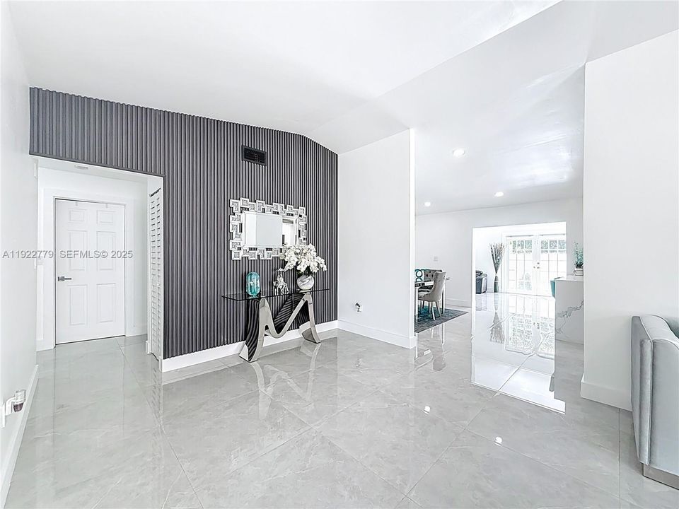 待售: $675,000 (3 贝兹, 2 浴室, 1434 平方英尺)