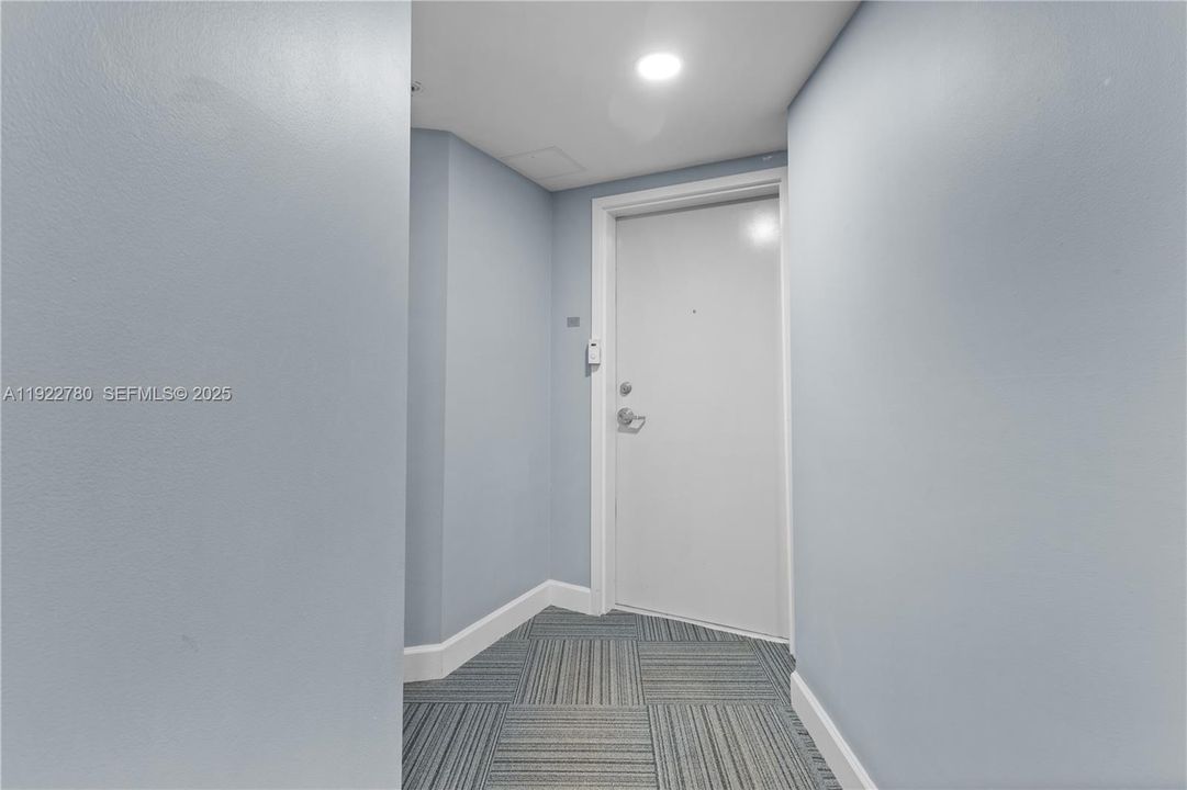 На продажу: $395,000 (2 спален, 2 ванн, 1262 Квадратных фут)