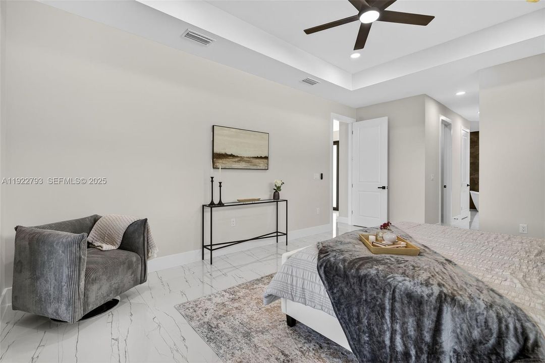 For Sale: $659,900 (3 beds, 3 baths, 2131 Square Feet)