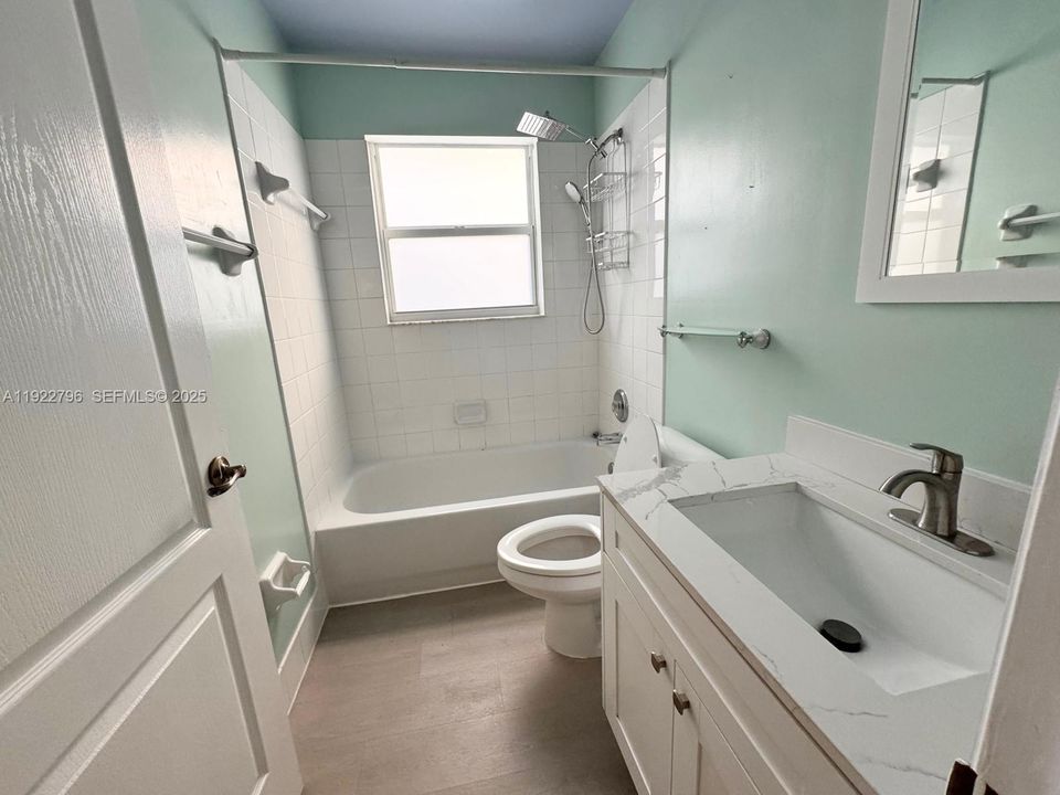 For Rent: $3,400 (3 beds, 2 baths, 1464 Square Feet)