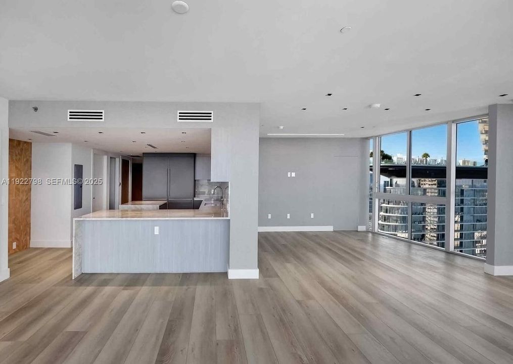 For Sale: $14,999,000 (5 beds, 5 baths, 4770 Square Feet)